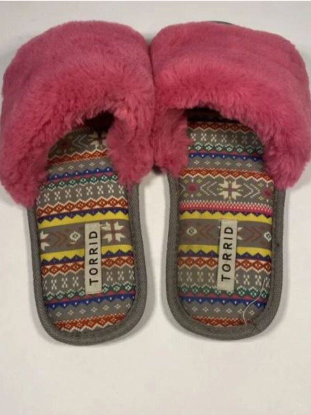 Torrid hot pink fairisle fuzzy slippers size 11